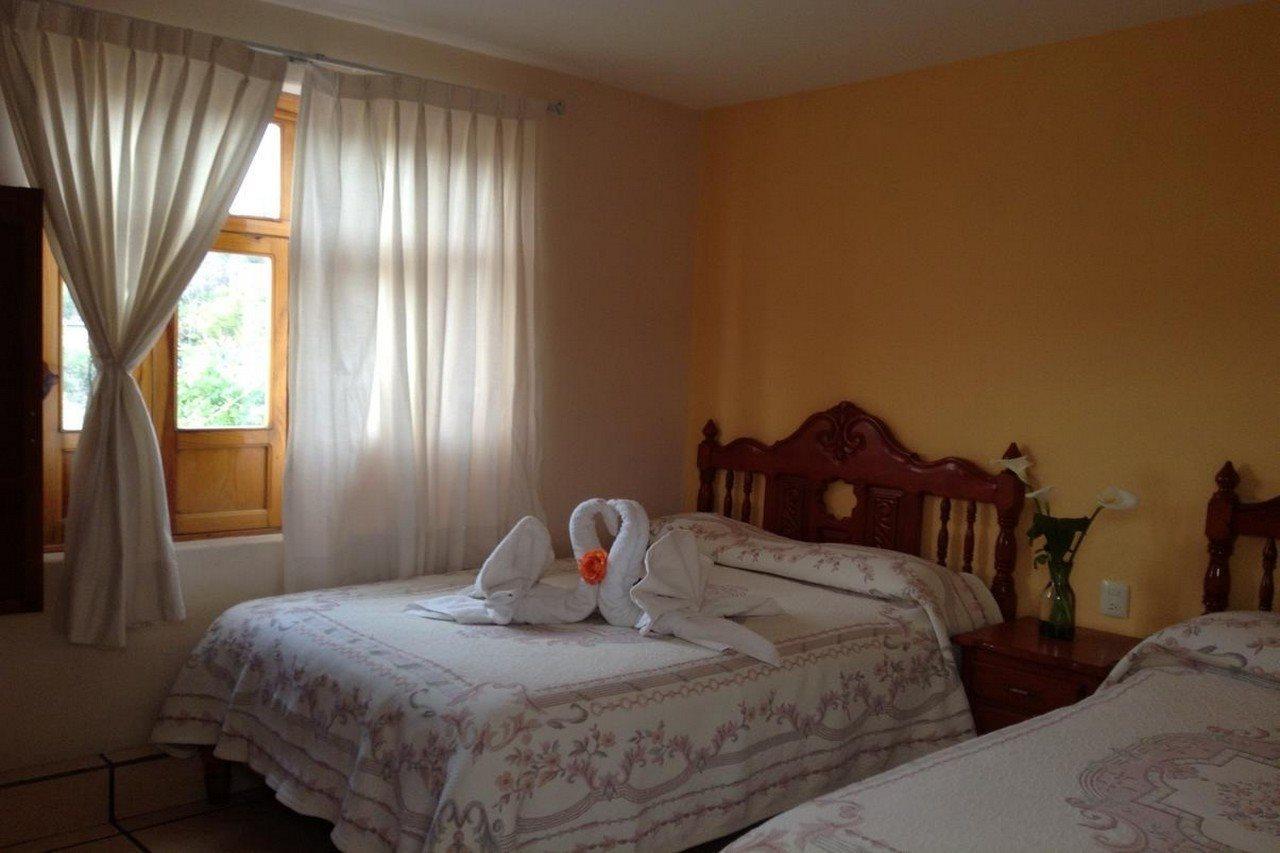 Hotel Posada Camelinas Pátzcuaro Zewnętrze zdjęcie