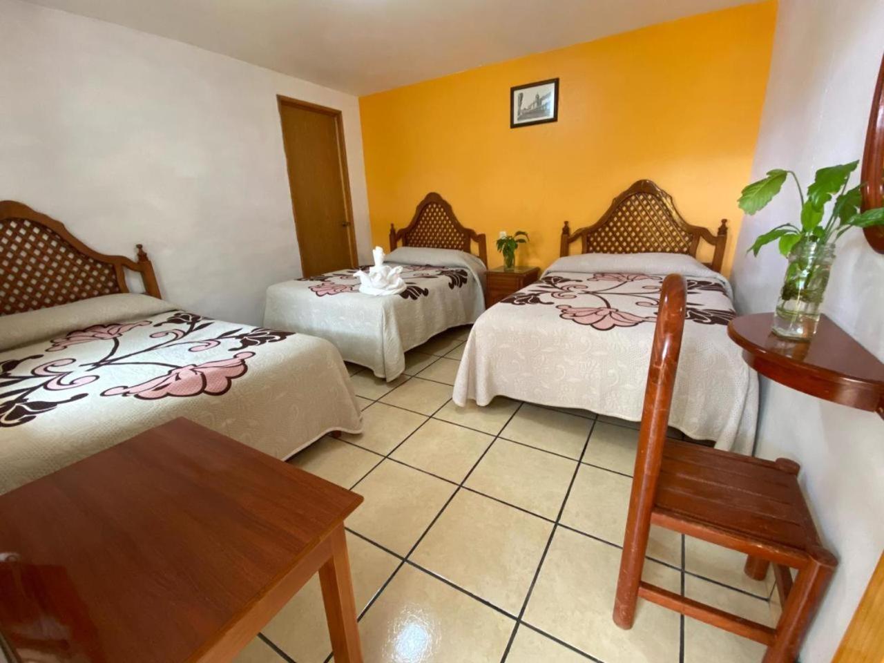 Hotel Posada Camelinas Pátzcuaro Zewnętrze zdjęcie