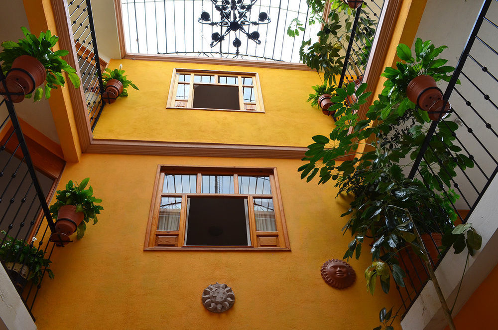 Hotel Posada Camelinas Pátzcuaro Zewnętrze zdjęcie