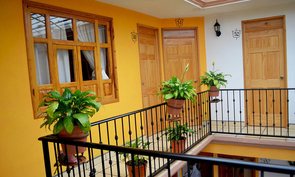 Hotel Posada Camelinas Pátzcuaro Zewnętrze zdjęcie