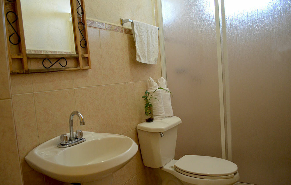 Hotel Posada Camelinas Pátzcuaro Zewnętrze zdjęcie